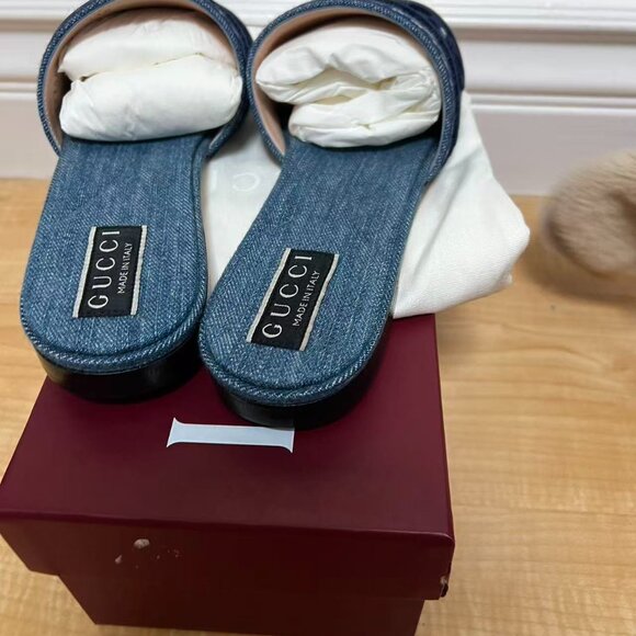 Gucci Women's Logo Denim Slide Sandals - Picture 4 of 7